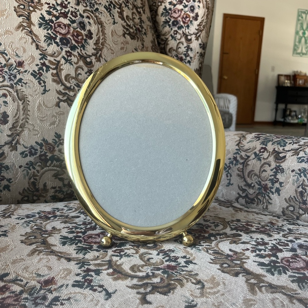 Shiny Gold Oval Tabletop Photo Frame with Ball Feet
